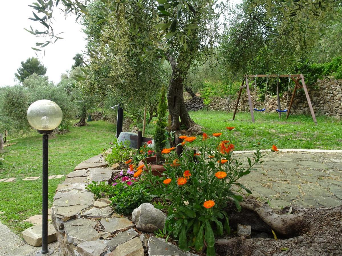 Le Casasse Appartement Imperia Buitenkant foto