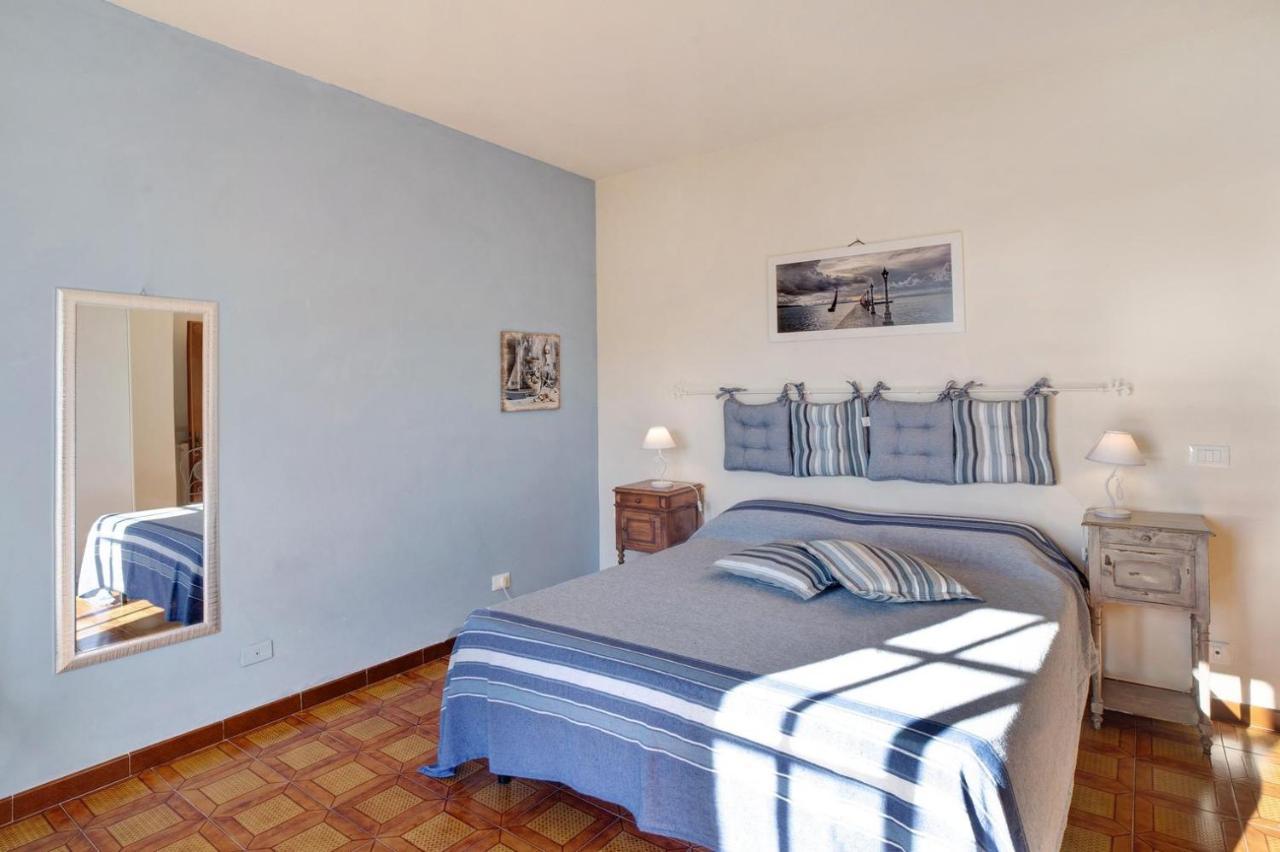 Le Casasse Appartement Imperia Buitenkant foto
