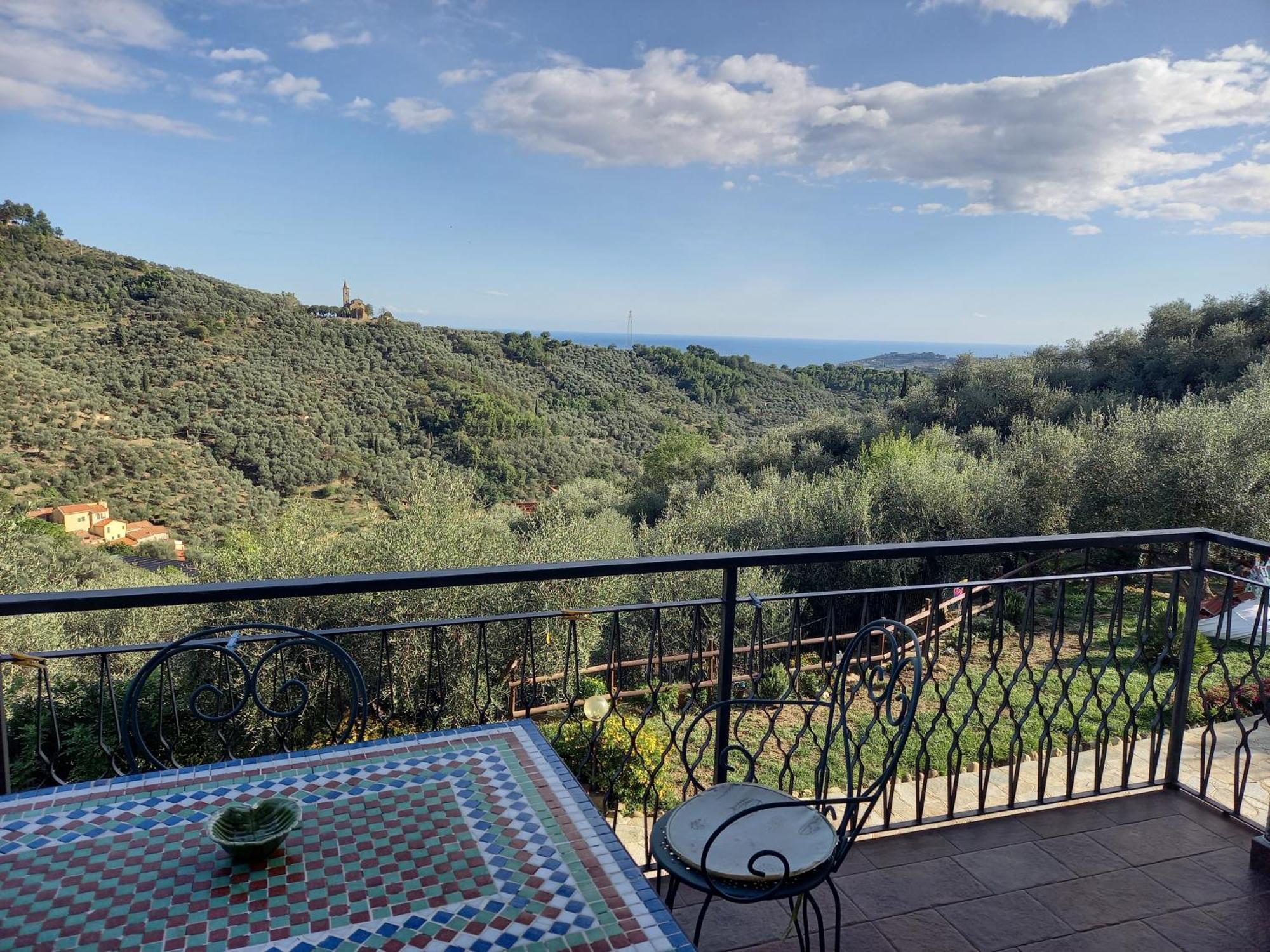 Le Casasse Appartement Imperia Buitenkant foto
